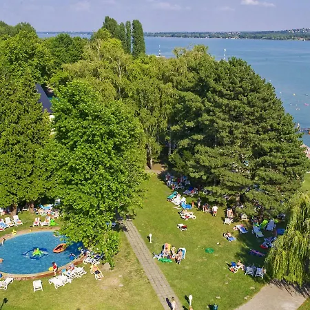 Holiday Club Tihany-2 Case de vacanță *