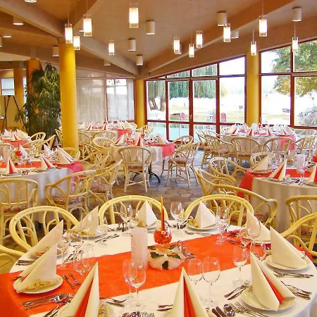 Case de vacanță Holiday Club Tihany-2 *