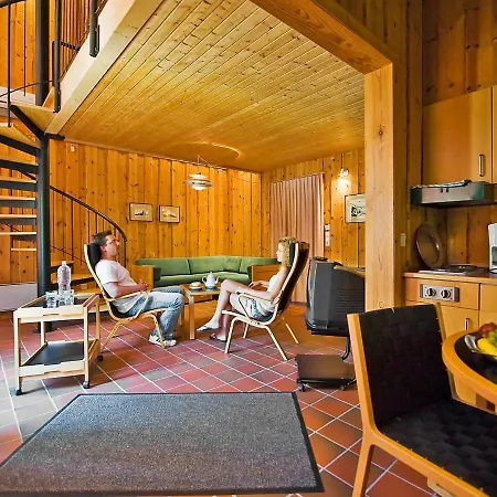 Case de vacanță Holiday Club Tihany-2 *